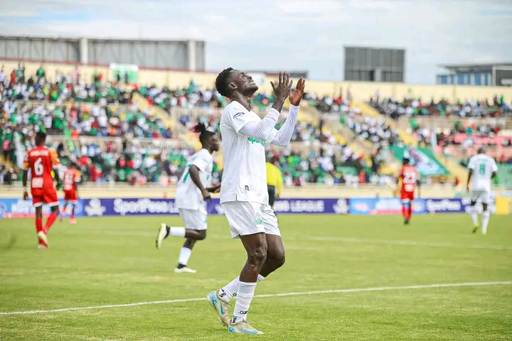 Gor Mahia Stun Police to Go Top in Action-Packed SportPesa League Weekend.